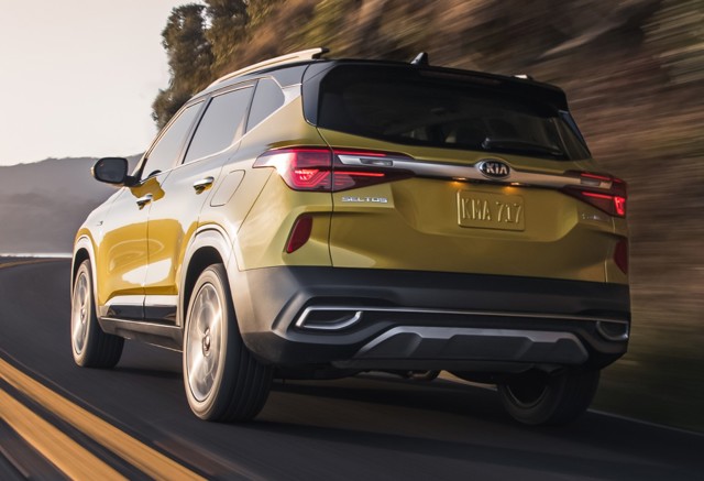 Kia Seltos photo 11