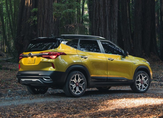 Kia Seltos photo 18