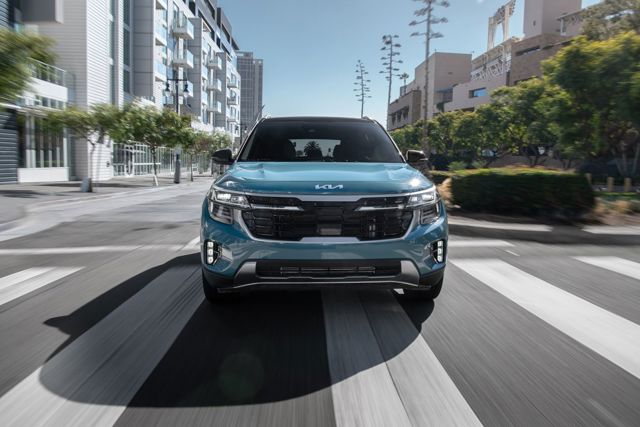 Kia Seltos photo 8