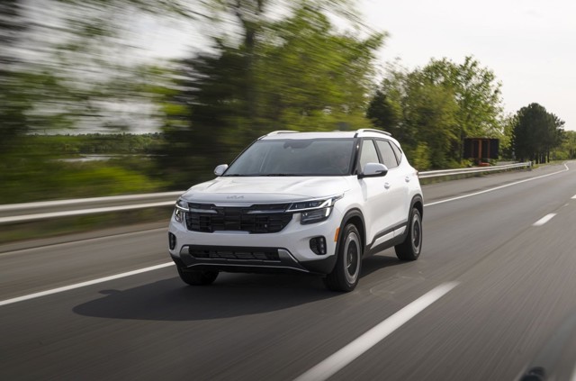 Kia Seltos photo 18