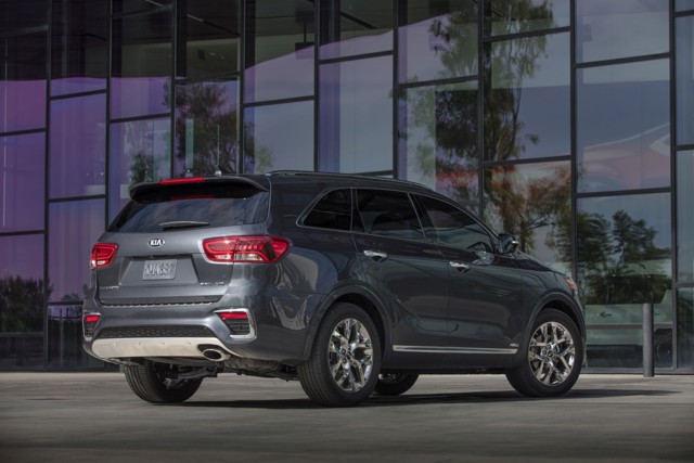 Kia Sorento photo 2