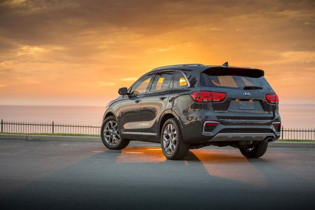 Kia Sorento photo 4