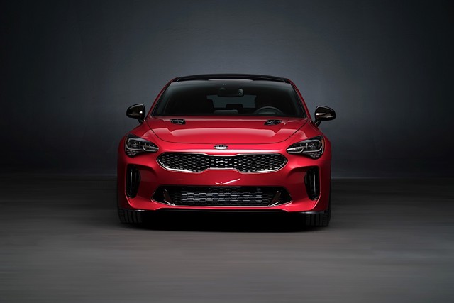 Kia Stinger photo 5