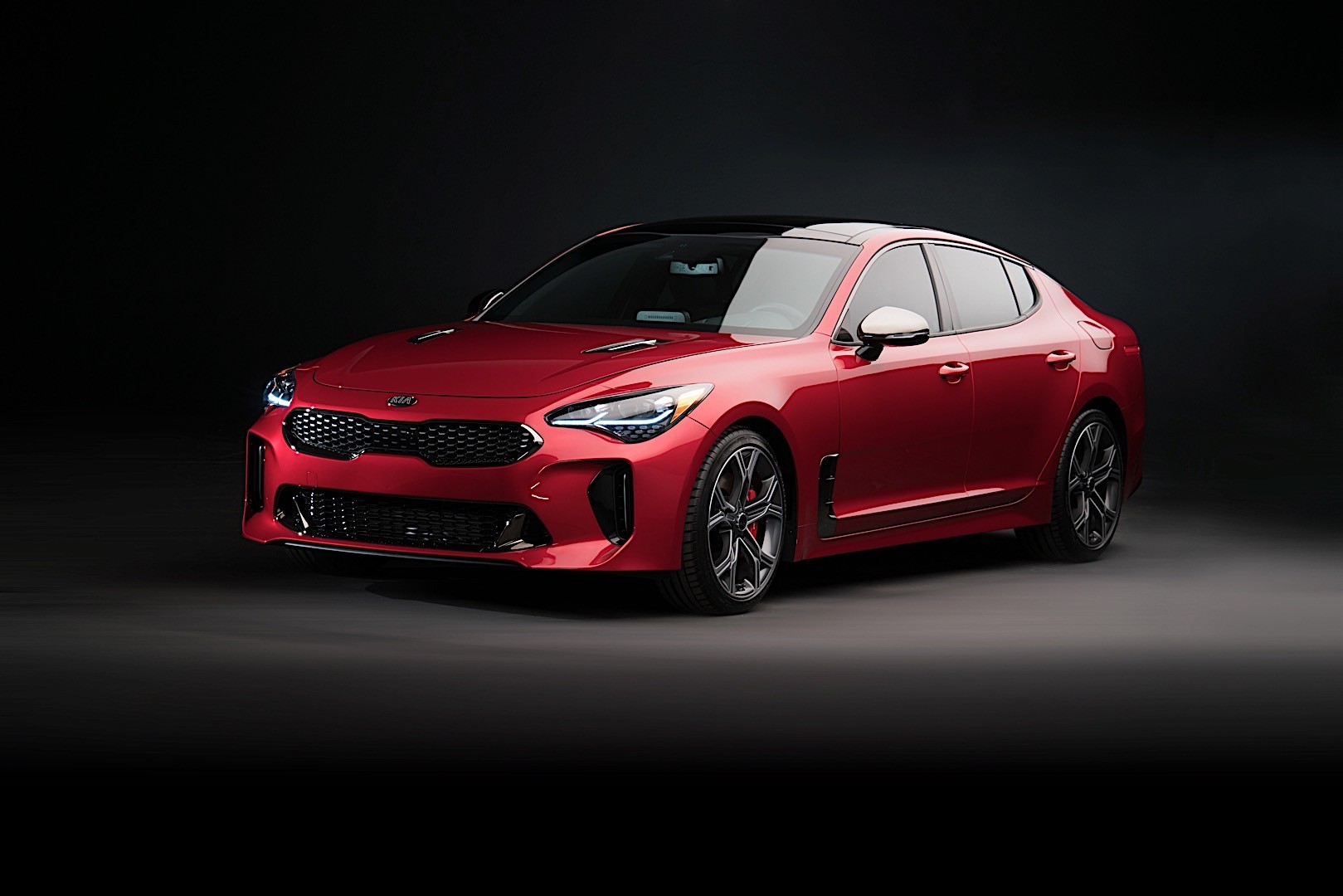 Kia Stinger photo 7