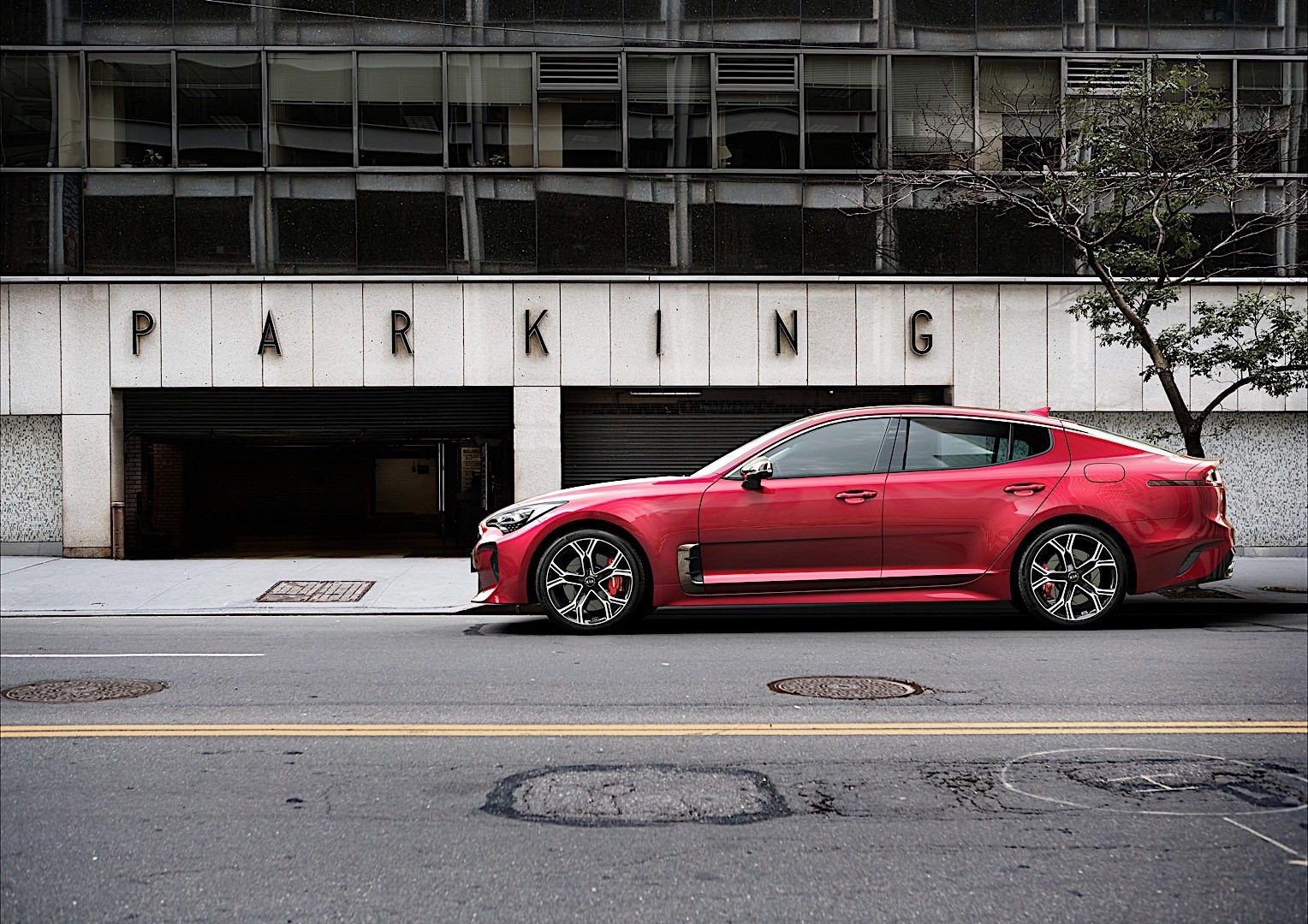 Kia Stinger photo 22