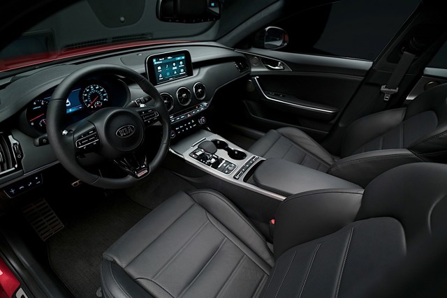 Kia Stinger photo 61