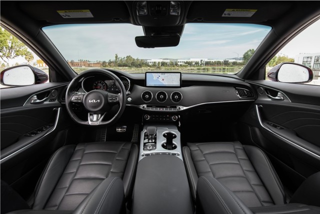 Kia Stinger photo 64