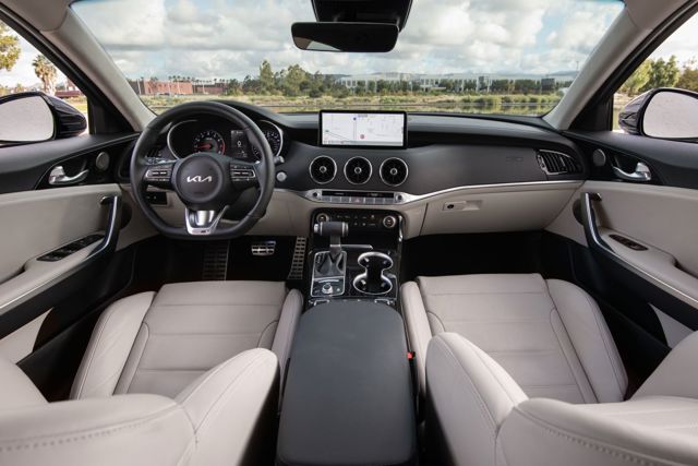 Kia Stinger photo 74
