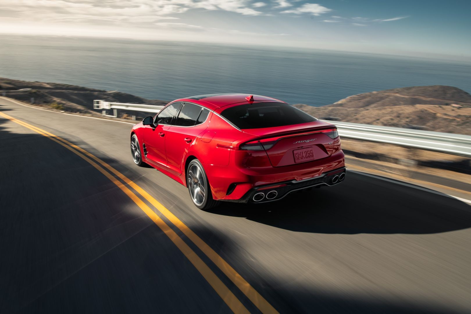 Kia Stinger photo 15