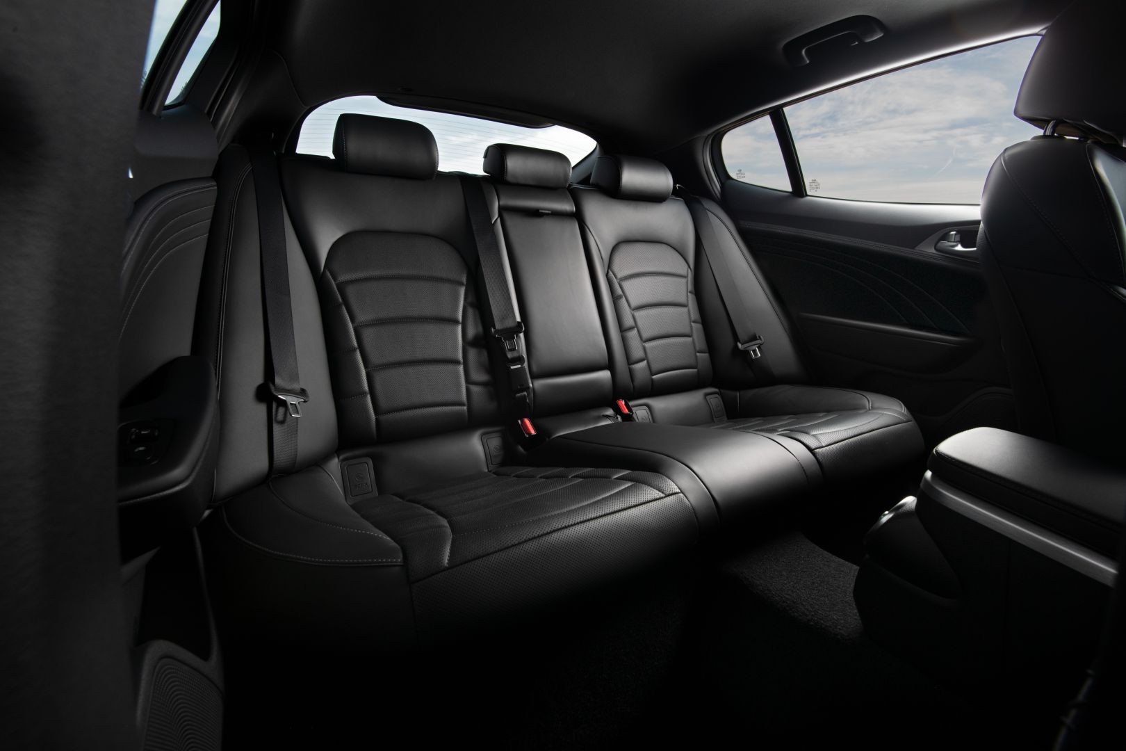 Kia Stinger photo 58