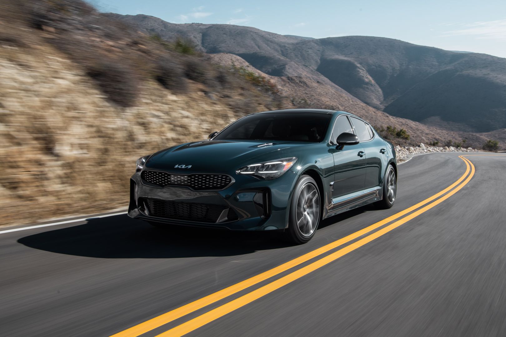 Kia Stinger photo 31