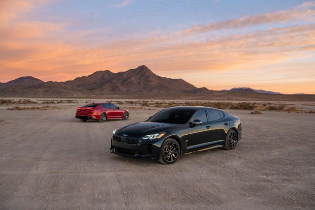 Kia Stinger photo 38