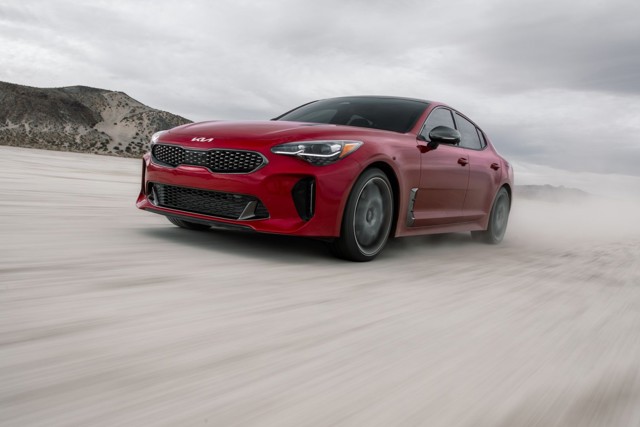 Kia Stinger photo 43