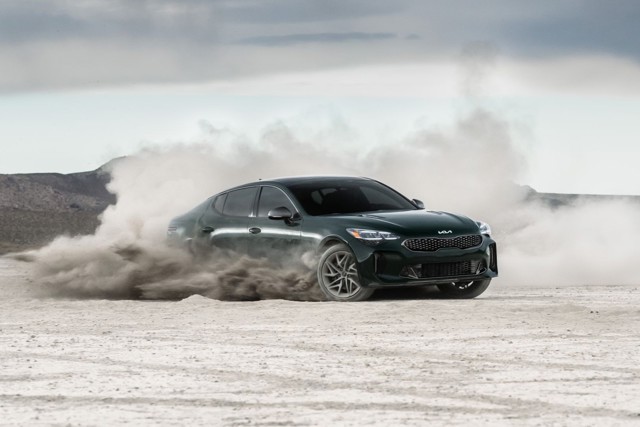 Kia Stinger photo 45