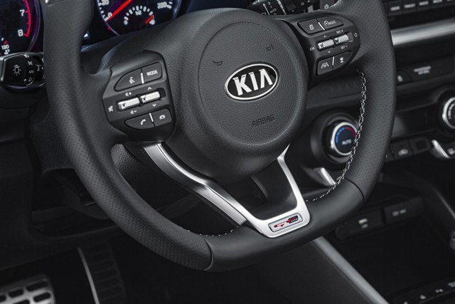 Kia Stonic Gt-Line foto 18