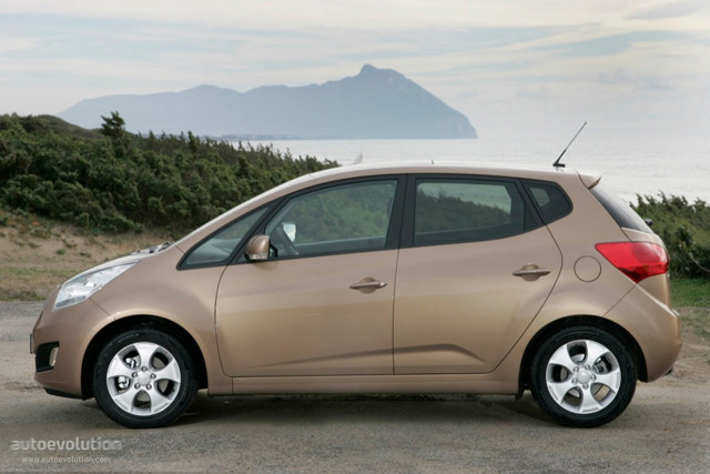 Kia Venga foto 11