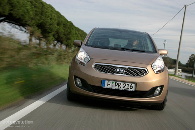 Kia Venga foto 15