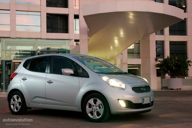 Kia Venga foto 17