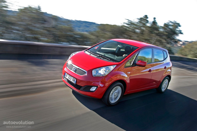 Kia Venga foto 33