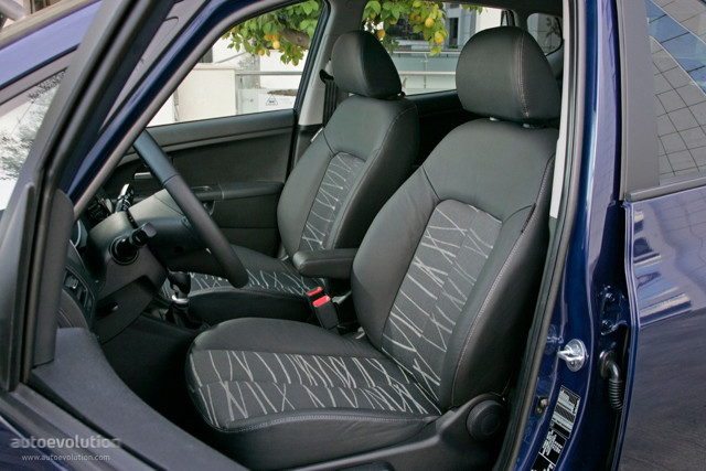 Kia Venga foto 34