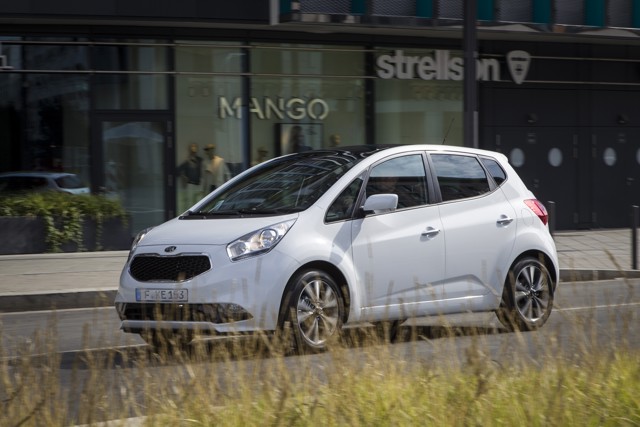 Kia Venga photo 17