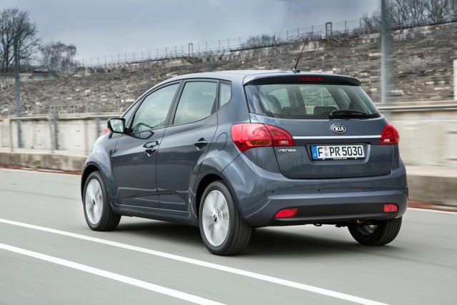 Kia Venga photo 24