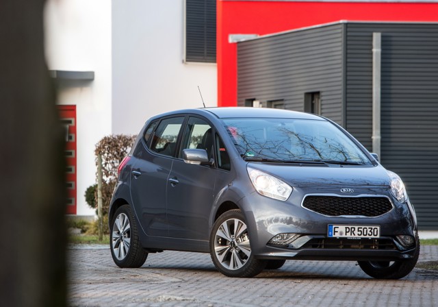 Kia Venga photo 33