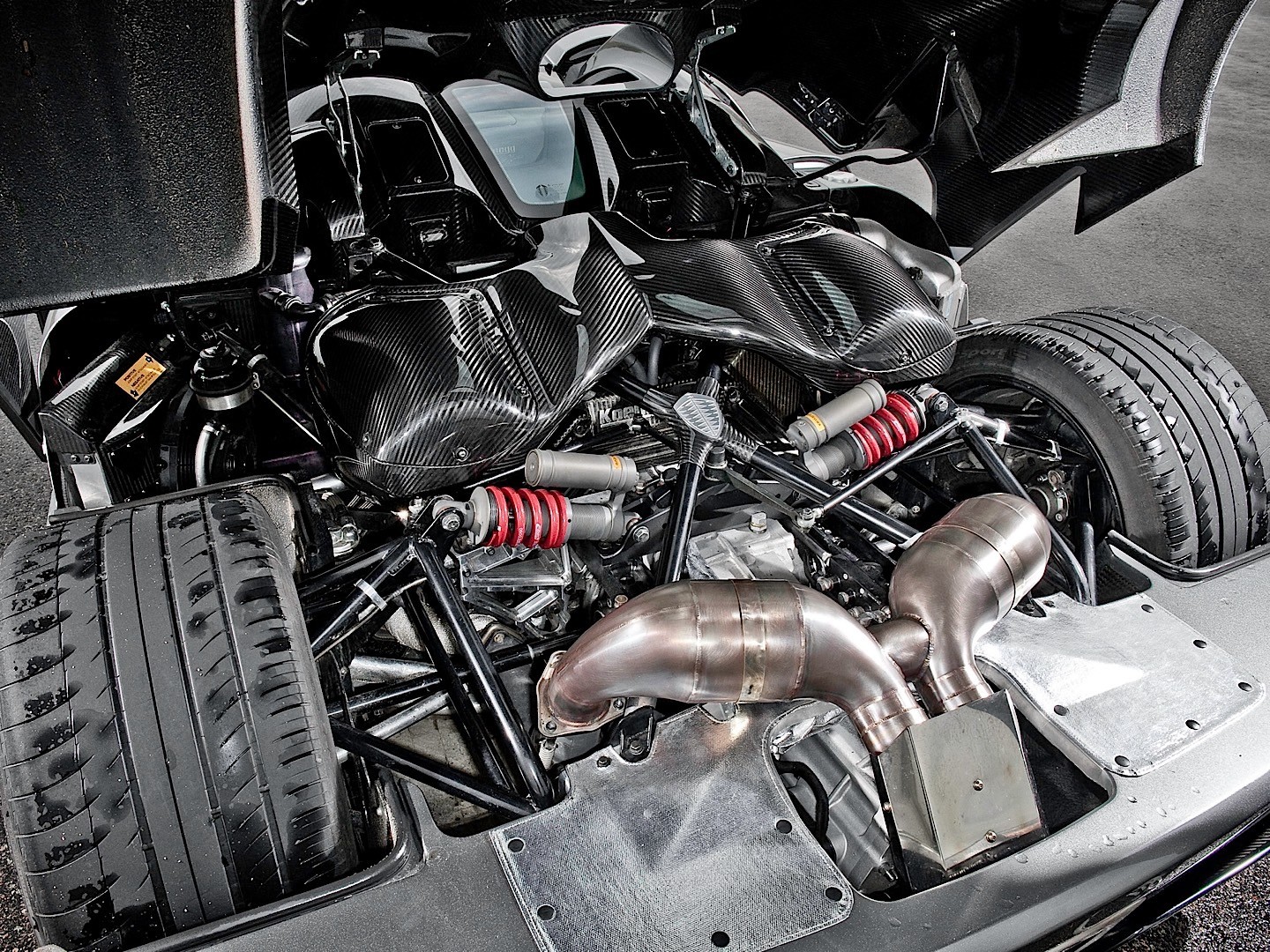 Koenigsegg Agera photo 26