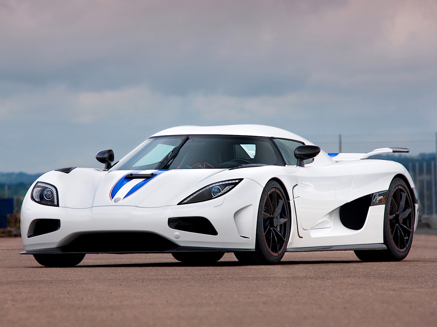 Koenigsegg Agera photo 10