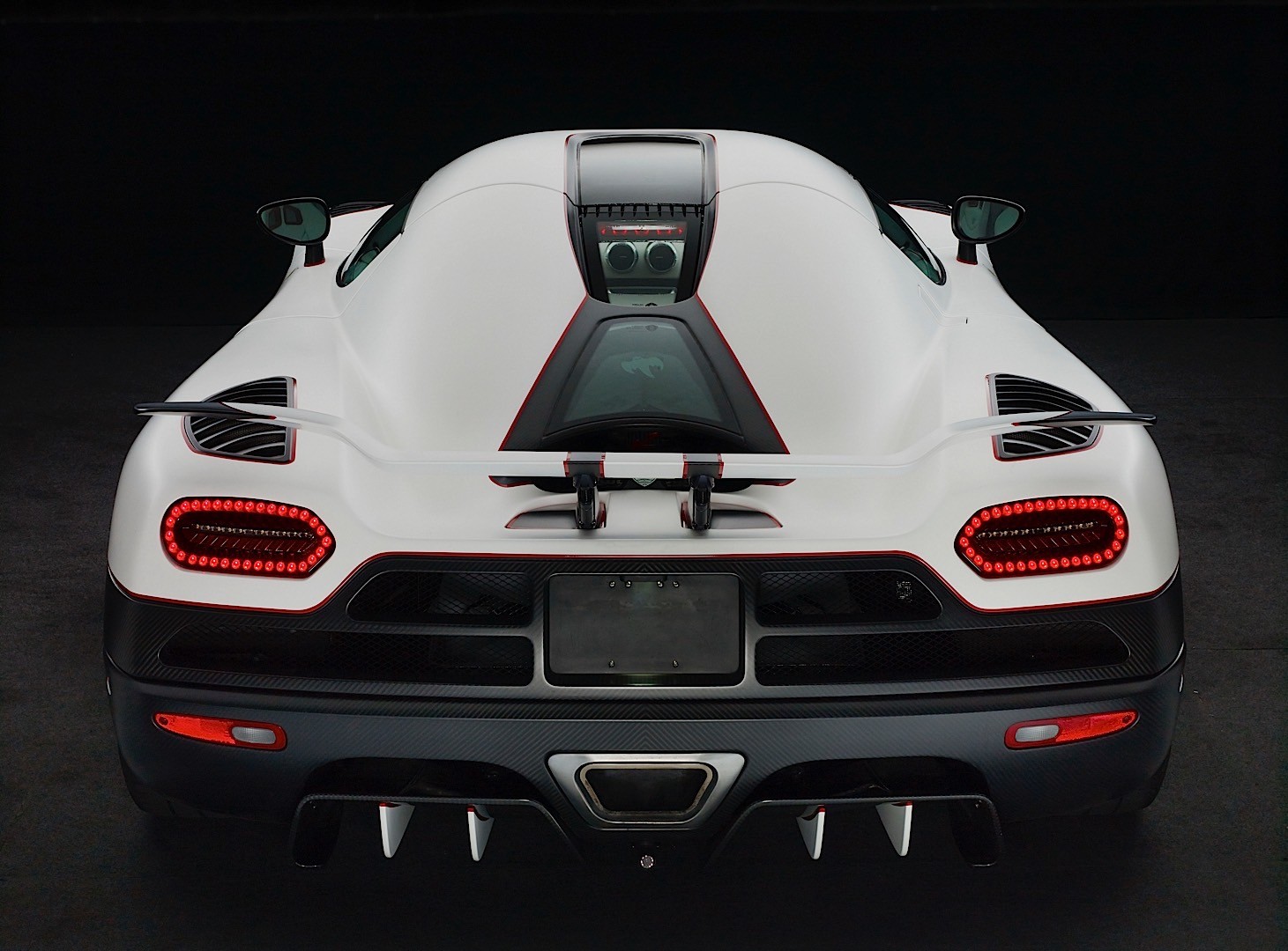 Koenigsegg Agera photo 23