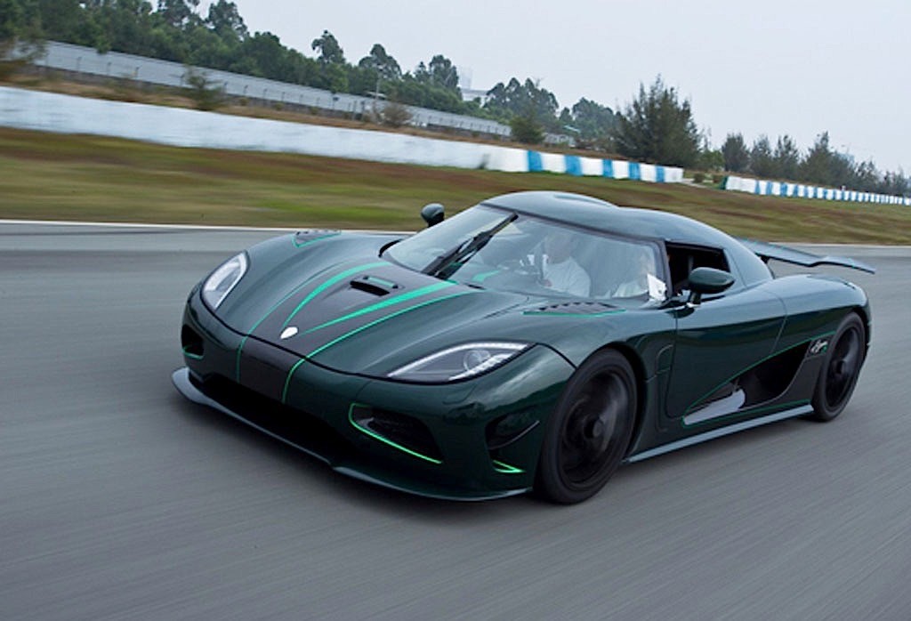Koenigsegg Agera photo 2