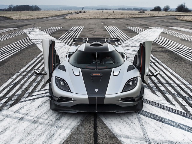 Koenigsegg One:1 foto 1