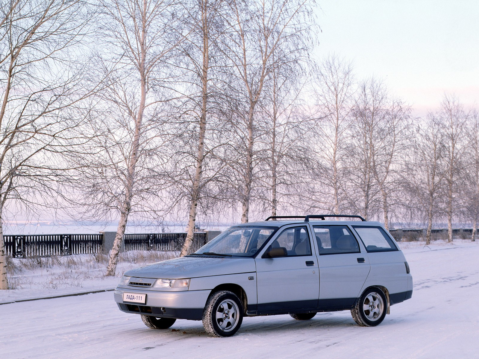 Lada 111 photo 17