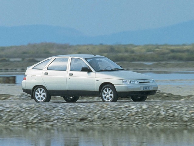 Lada 112 photo 8