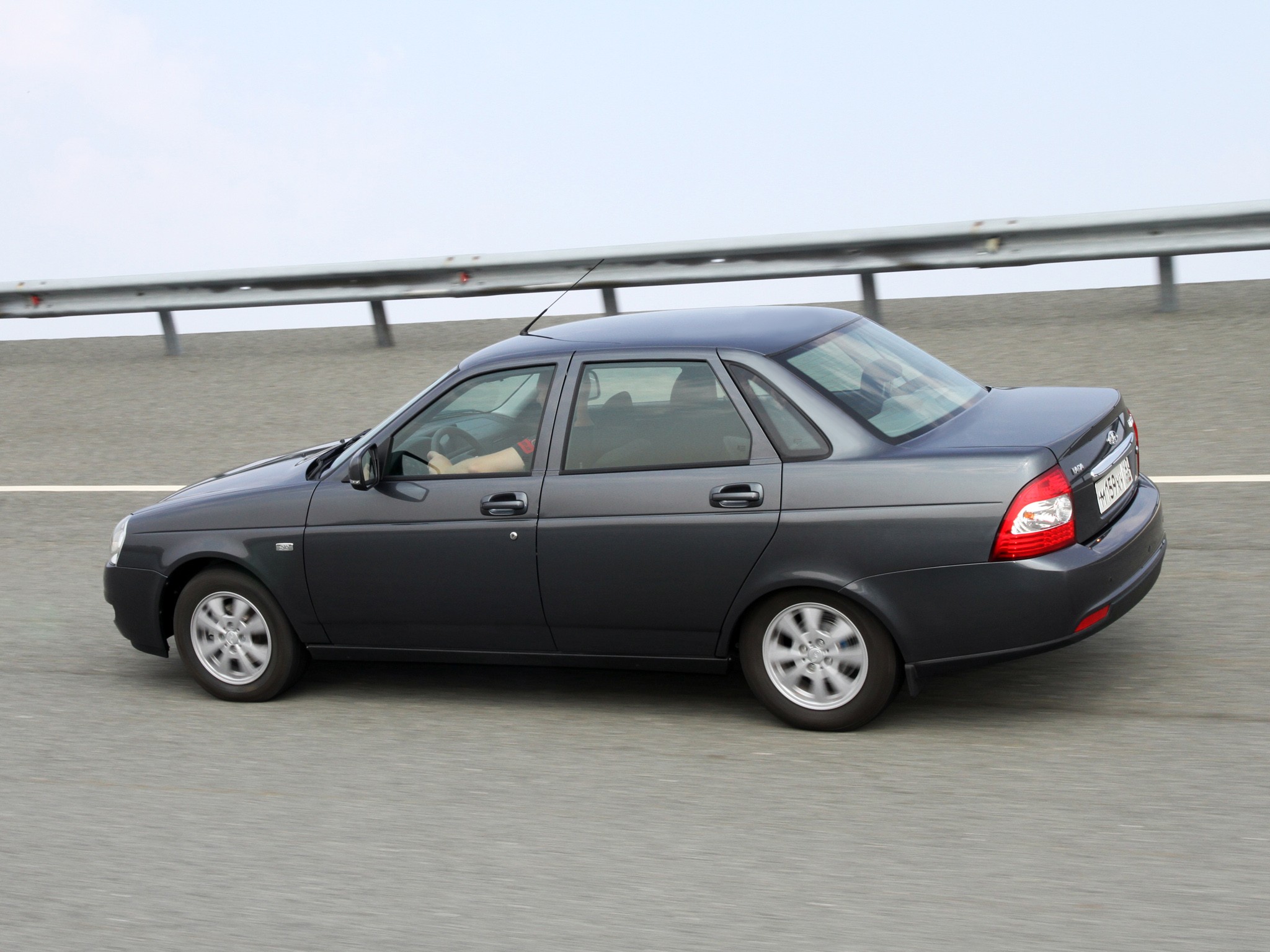 Lada Priora photo 17