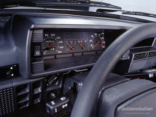 Lada Samara 5 Doors photo 3