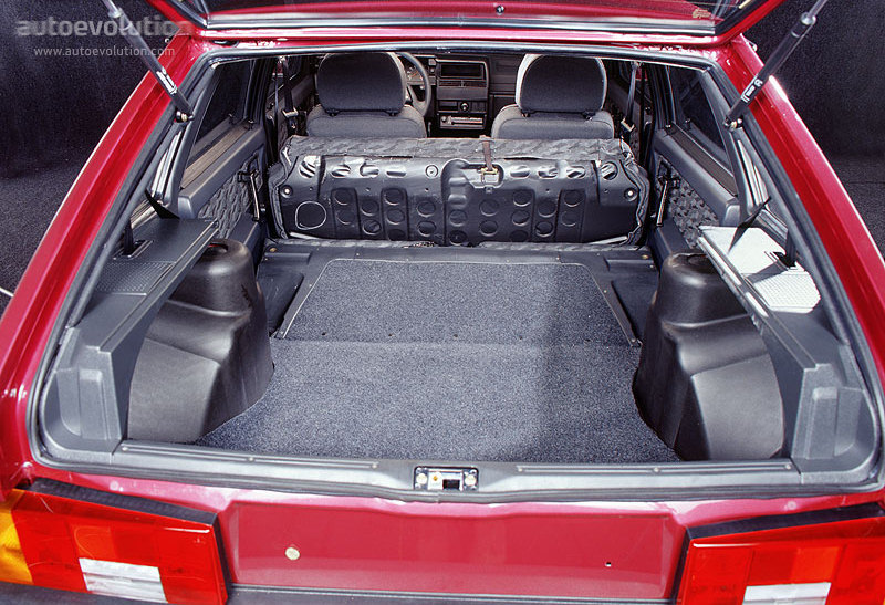 Lada Samara 5 Doors photo 5