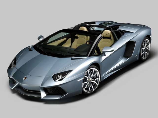 Lamborghini Aventador Roadster foto 9