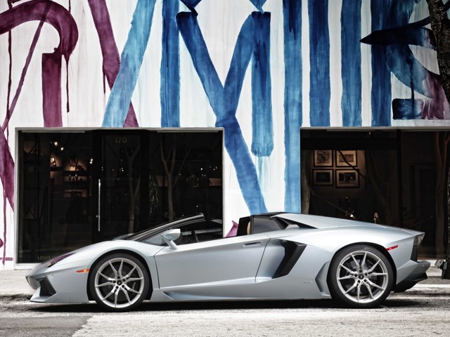 Lamborghini Aventador Roadster foto 44