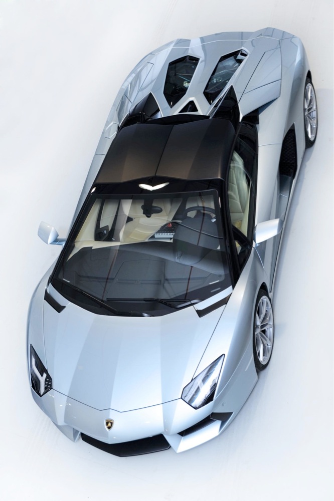 Lamborghini Aventador Roadster photo 8
