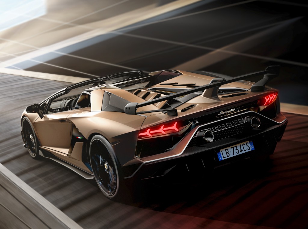 Lamborghini Aventador Roadster photo 5