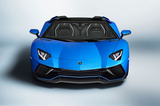Lamborghini Aventador Roadster foto 17