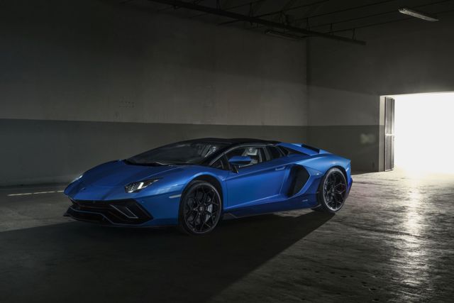 Lamborghini Aventador Roadster foto 23