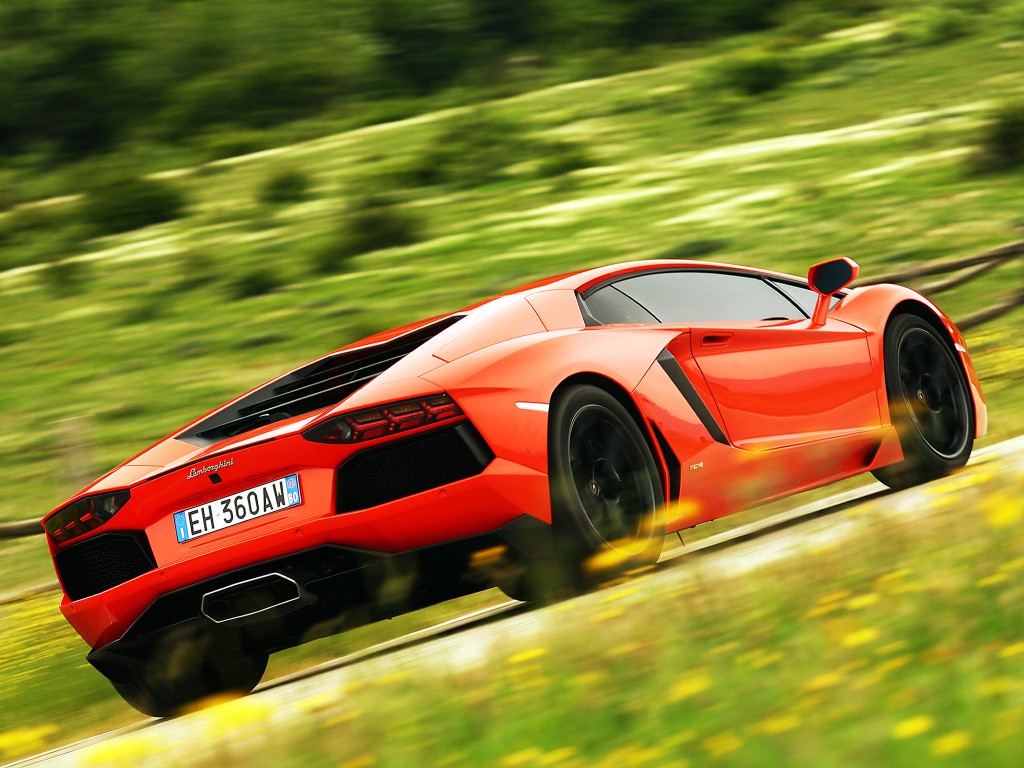 Lamborghini Aventador photo 19