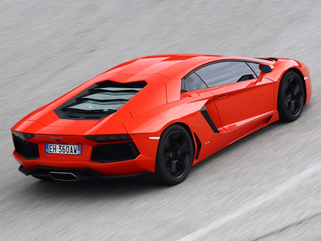 Lamborghini Aventador photo 21