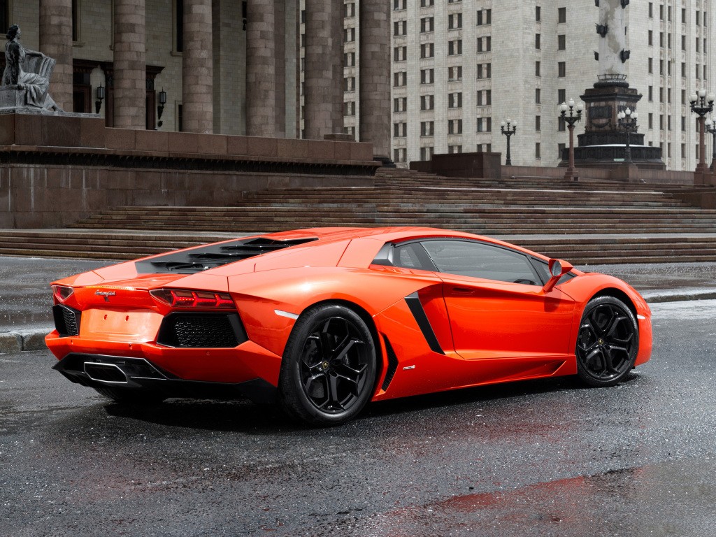 Lamborghini Aventador photo 25
