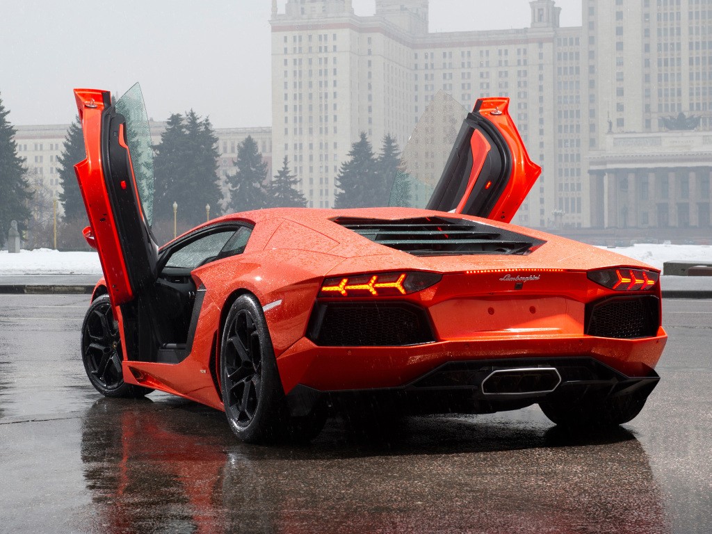 Lamborghini Aventador photo 27
