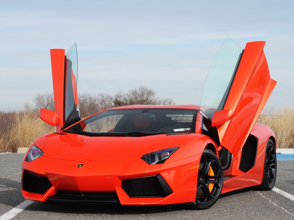 Lamborghini Aventador photo 33