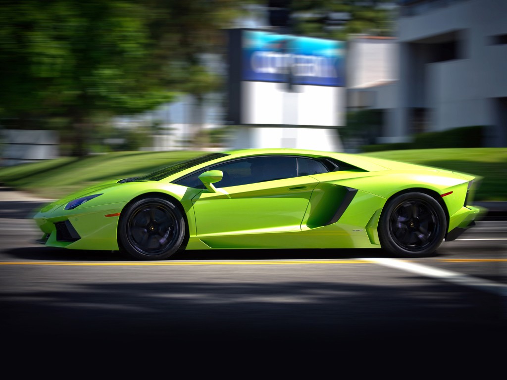 Lamborghini Aventador photo 35