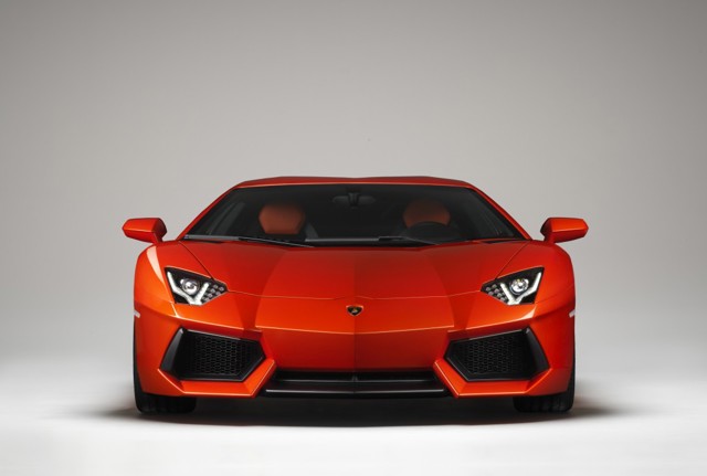 Lamborghini Aventador photo 38